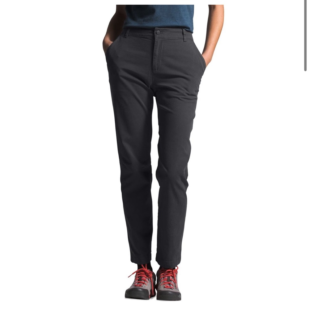 The North Face Women’s North Dome Cotton mid rise pant